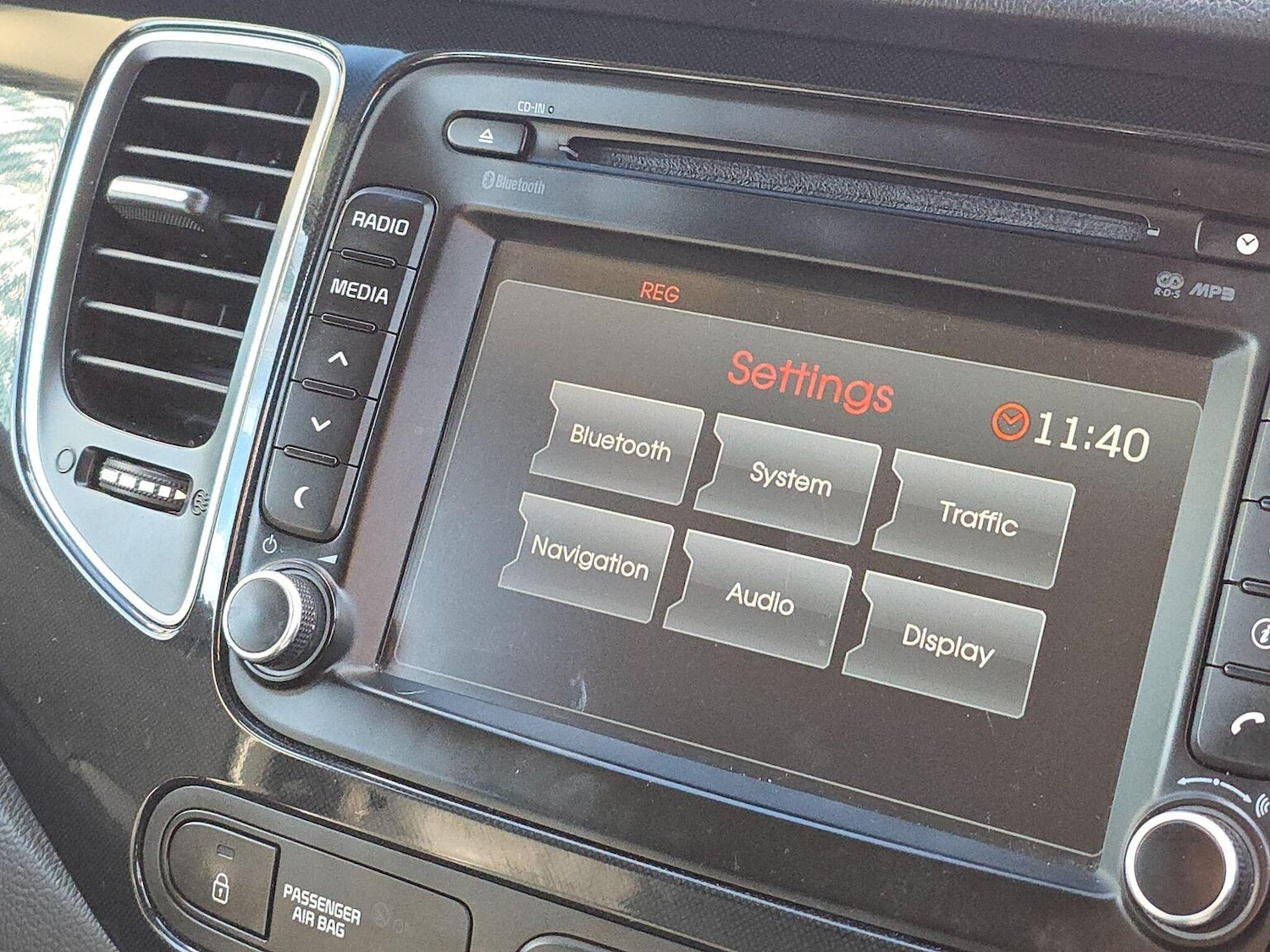 Used Kia Carens 2015 for sale - 76439923: Photo 23