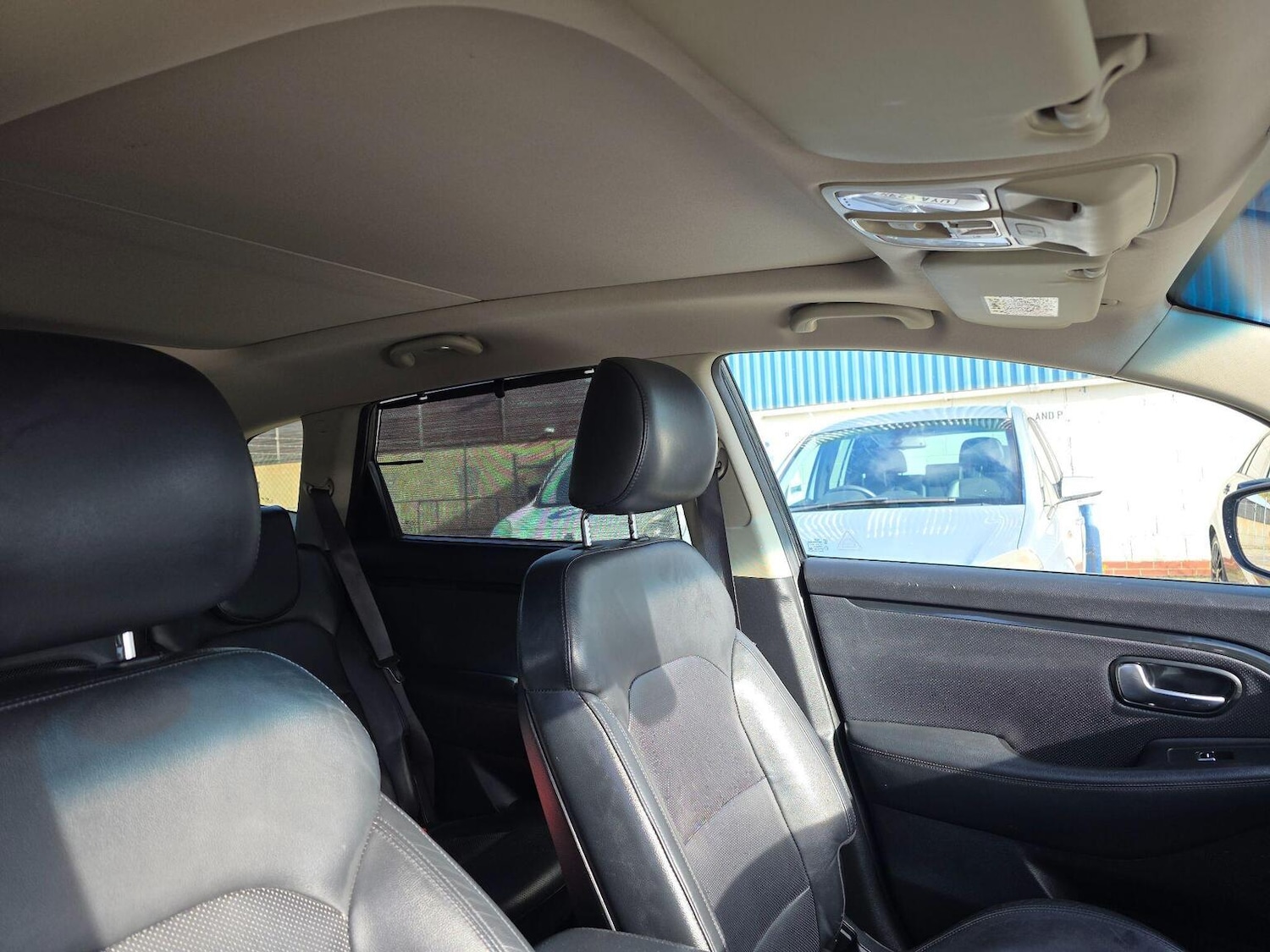 Used Kia Carens 2015 for sale - 76439923: Photo 34