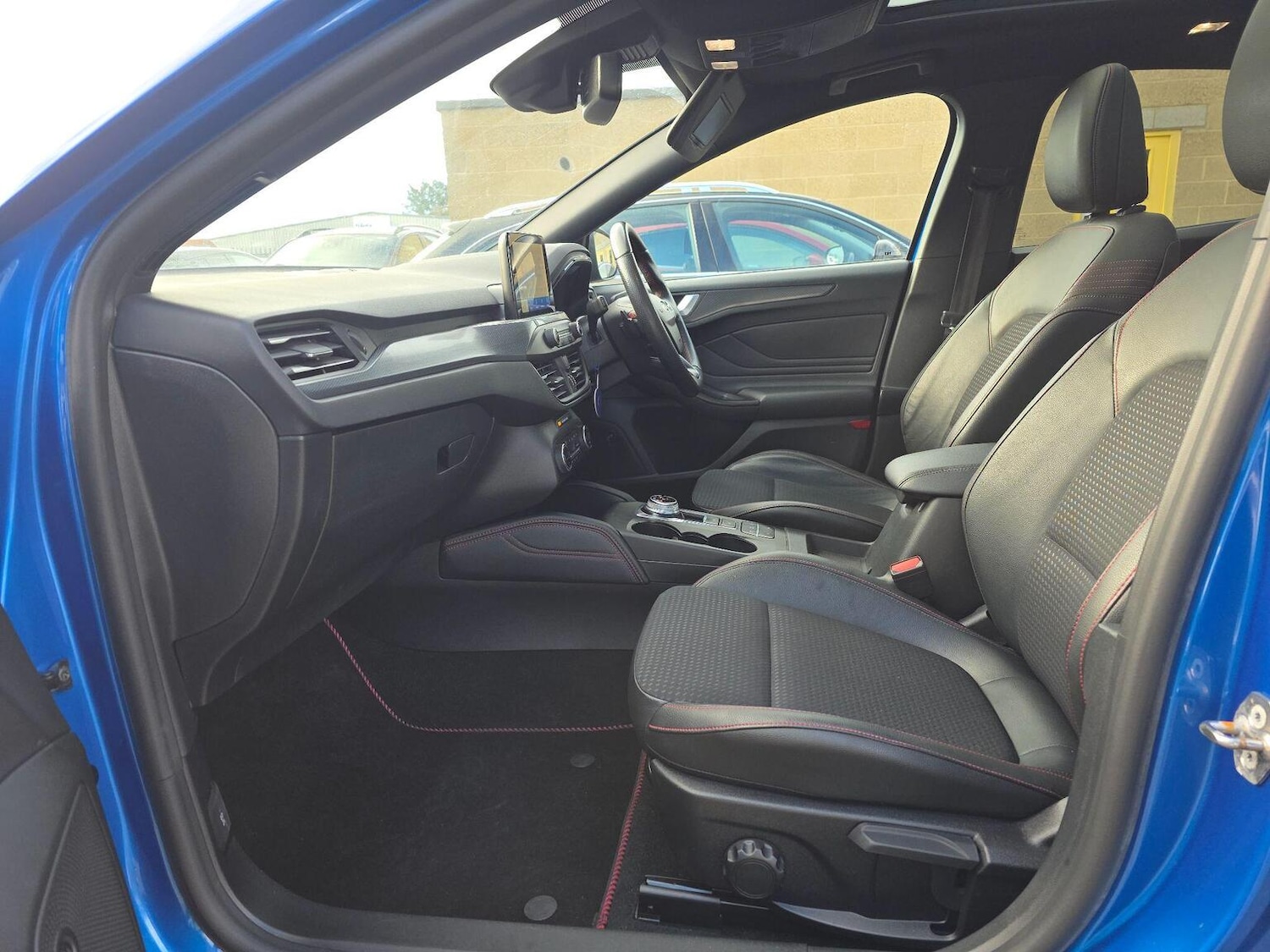 Used Ford Focus 2020 for sale - 76643387: Photo 3