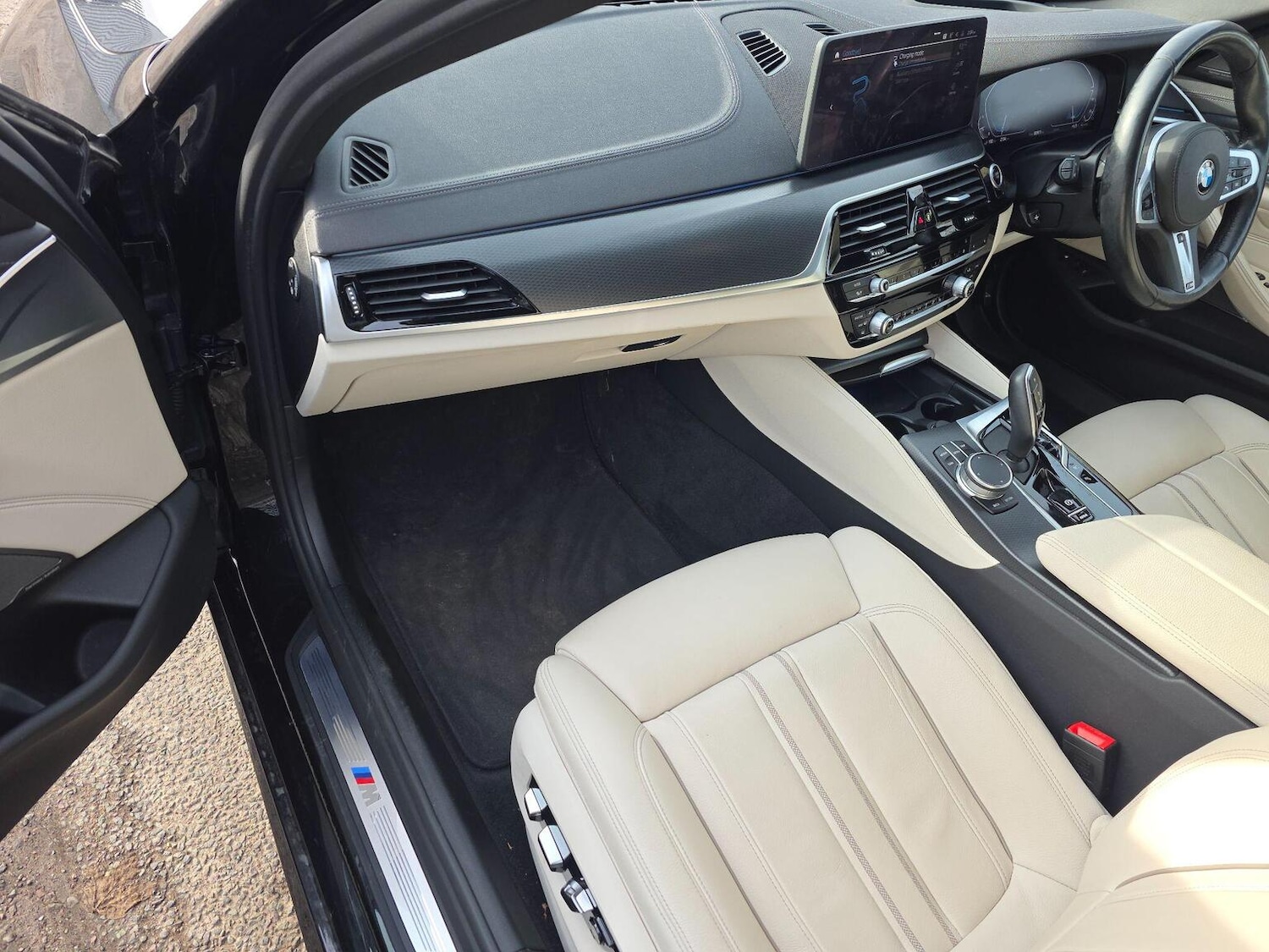 Used BMW 5 Series 2020 for sale - 77584606: Photo 32