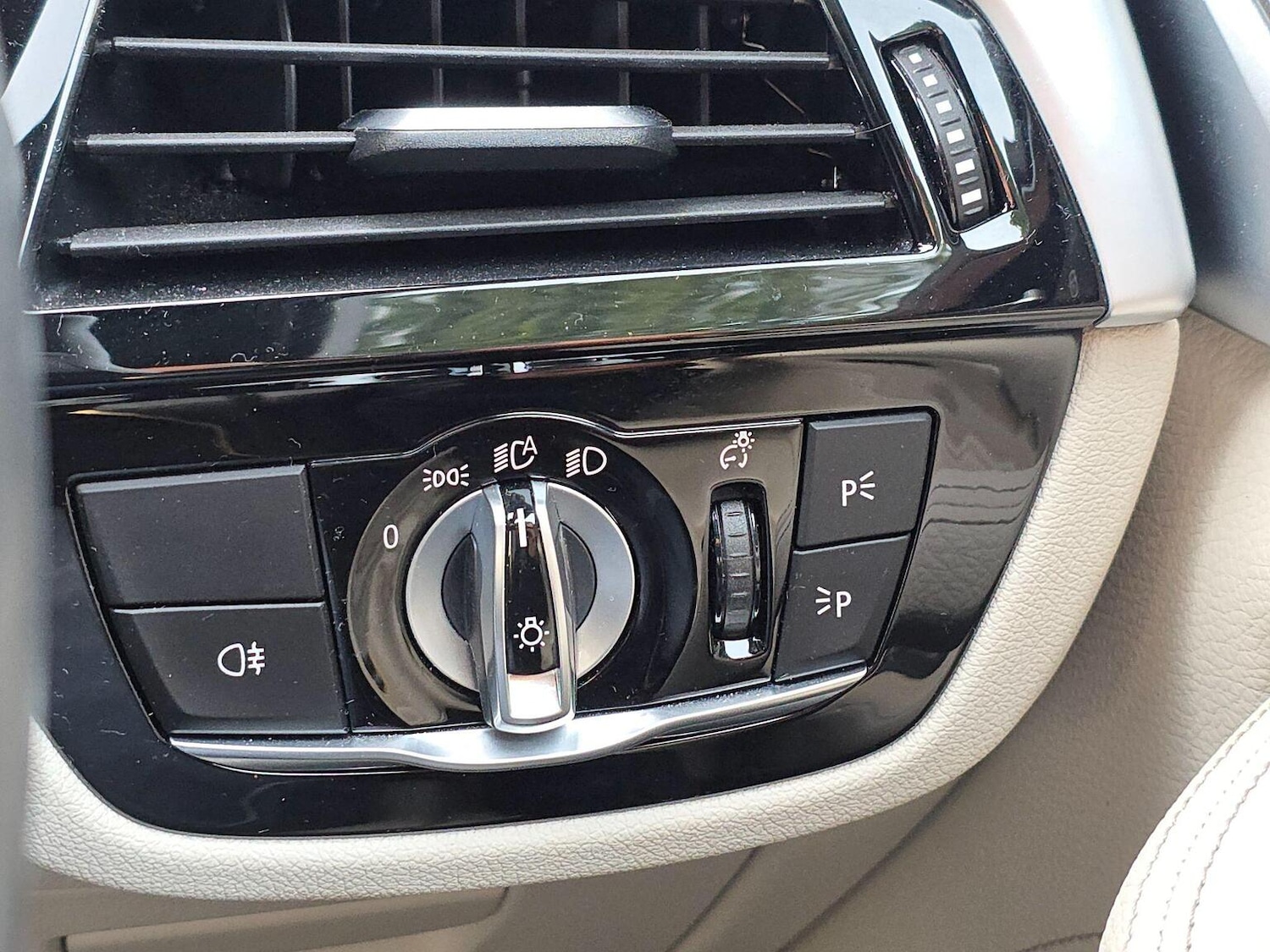 Used BMW 5 Series 2020 for sale - 77584606: Photo 44