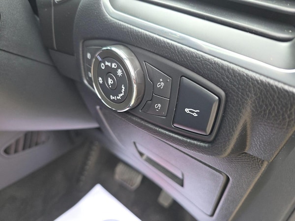 Used Ford Galaxy 2016 for sale - 76107340: Photo 26