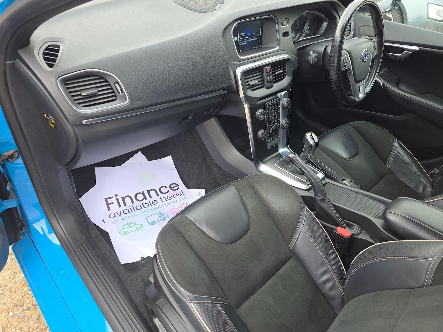 Used Volvo V40 2014 for sale - 76794251: Photo 14