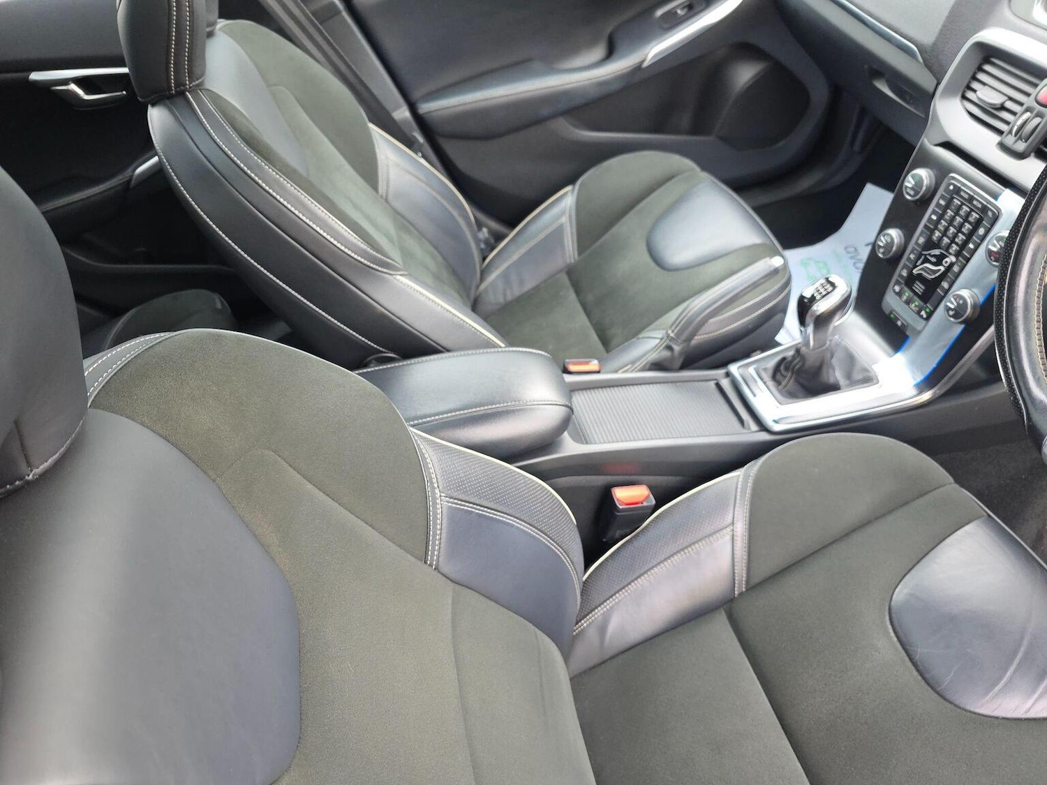 Used Volvo V40 2014 for sale - 76794251: Photo 15