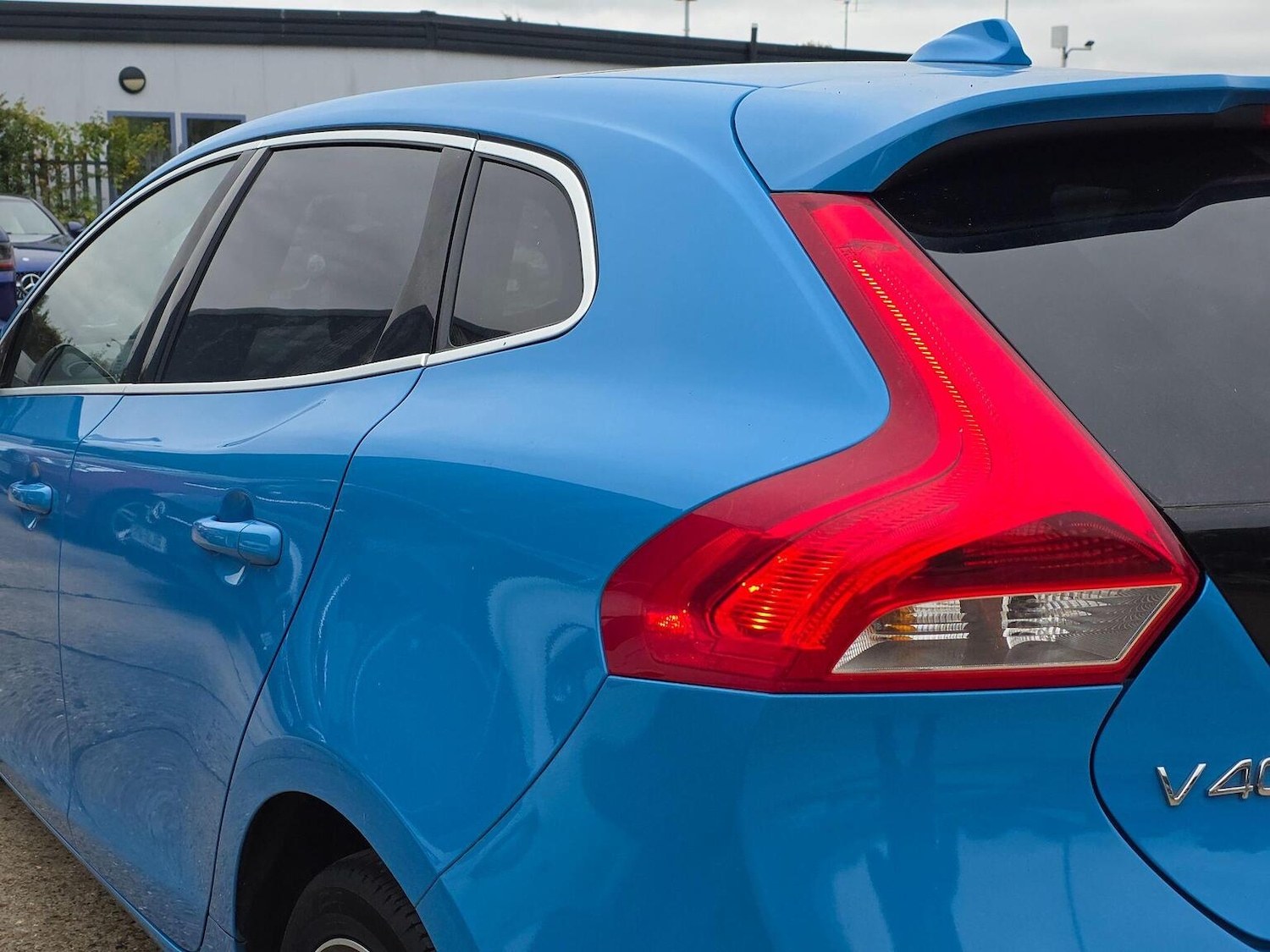 Used Volvo V40 2014 for sale - 76794251: Photo 47