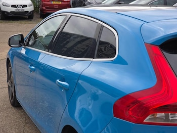 Used Volvo V40 2014 for sale - 76794251: Photo