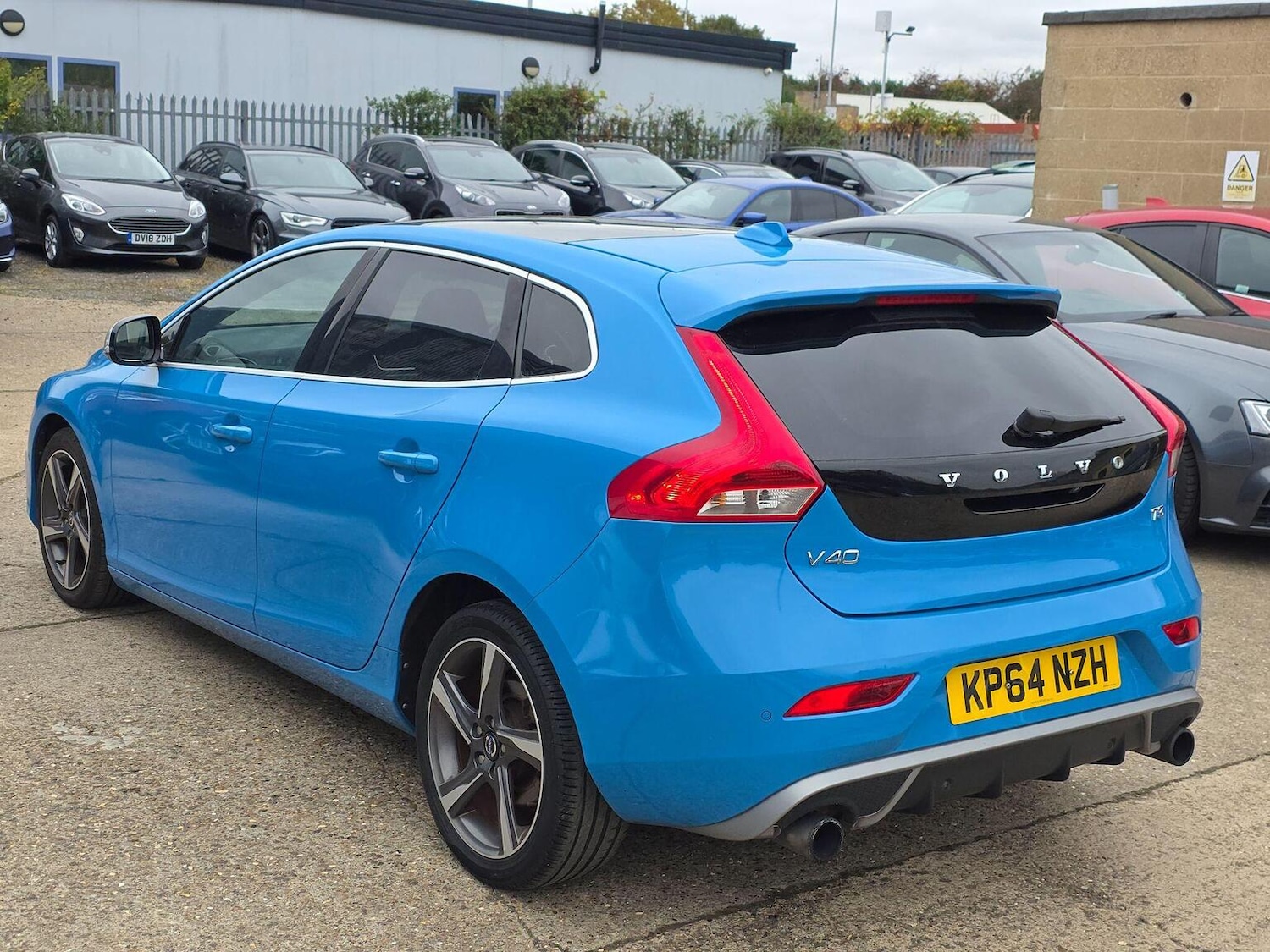 Used Volvo V40 2014 for sale - 76794251: Photo 6