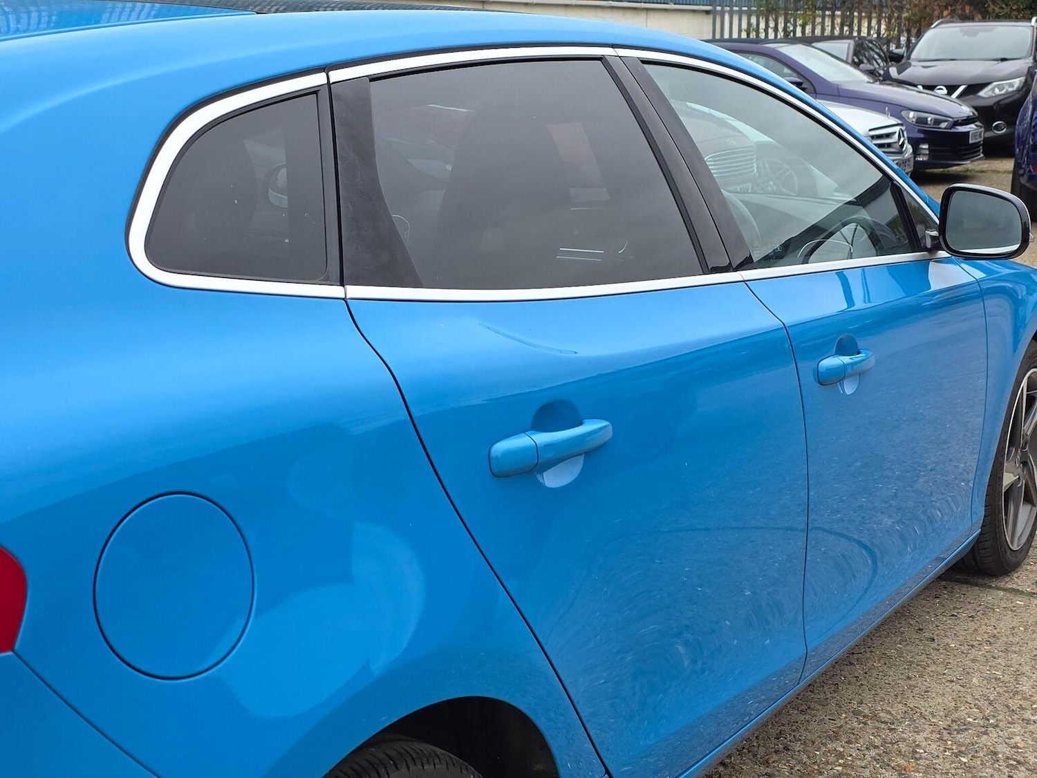 Used Volvo V40 2014 for sale - 76794251: Photo 8