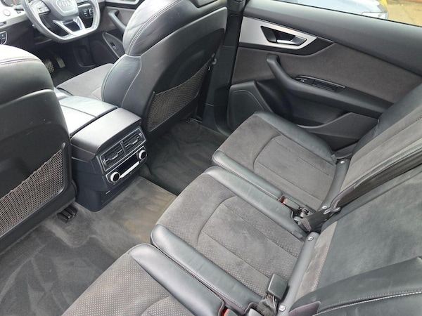 Used Audi Q7 2015 for sale - 76107244: Photo 16
