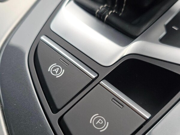Used Audi Q7 2015 for sale - 76107244: Photo 24