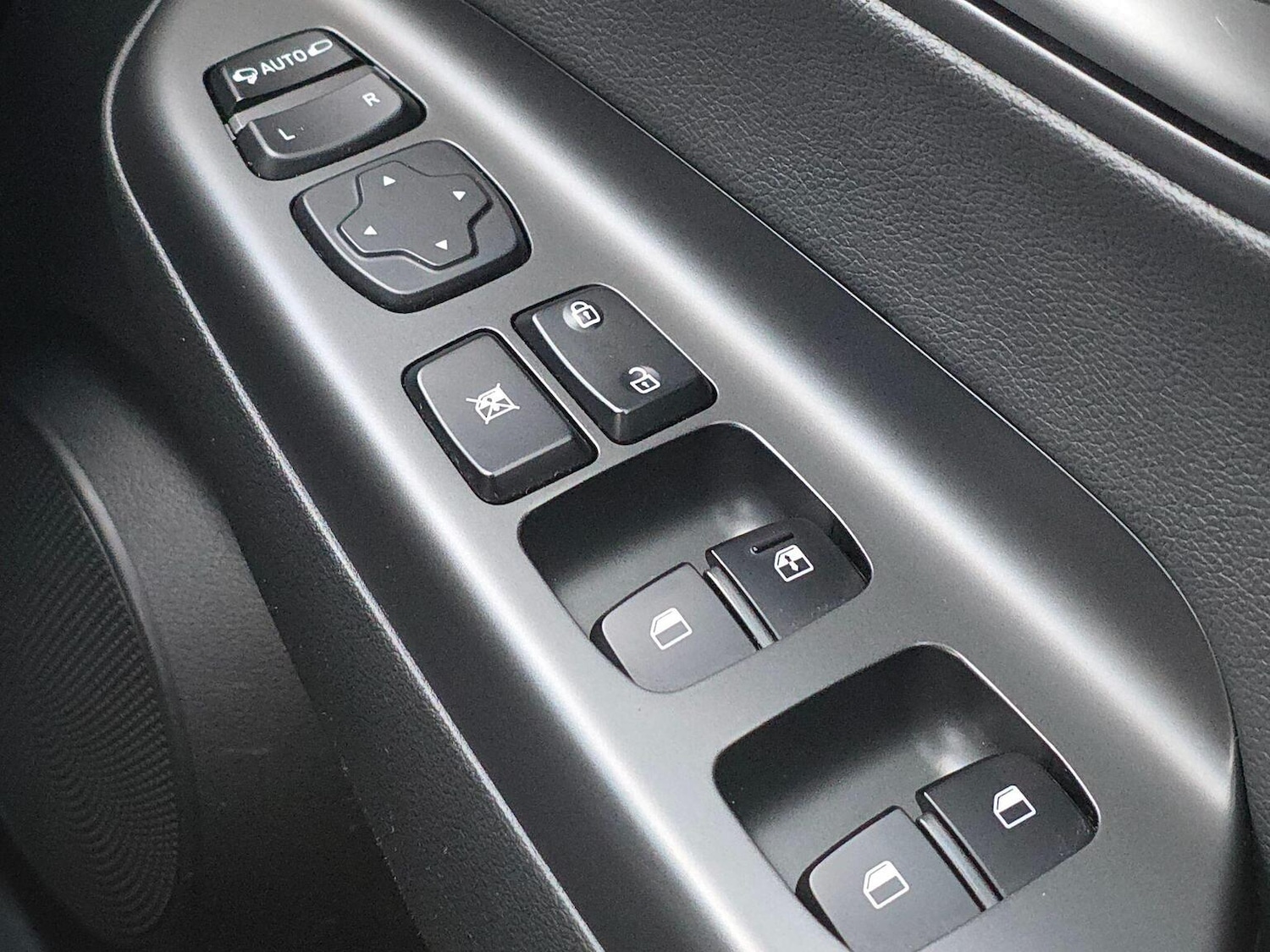 Used Hyundai KONA 2019 for sale - 76107338: Photo 18