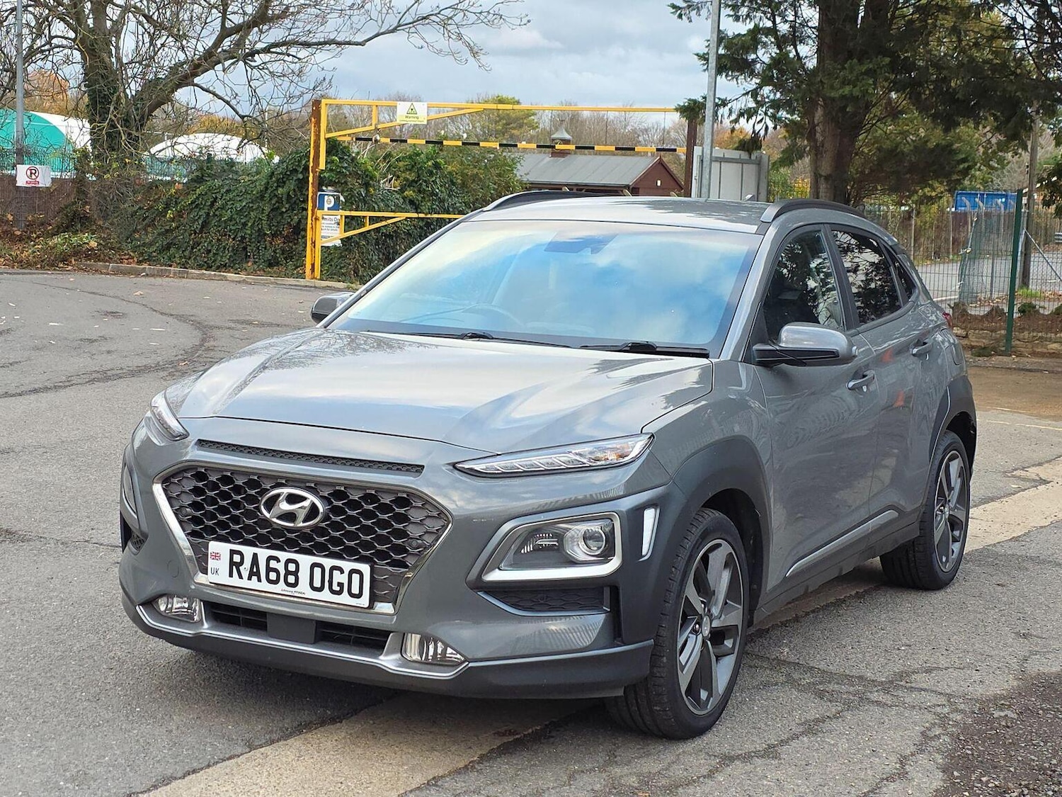 Used Hyundai KONA 2019 for sale - 76107338: Photo 4