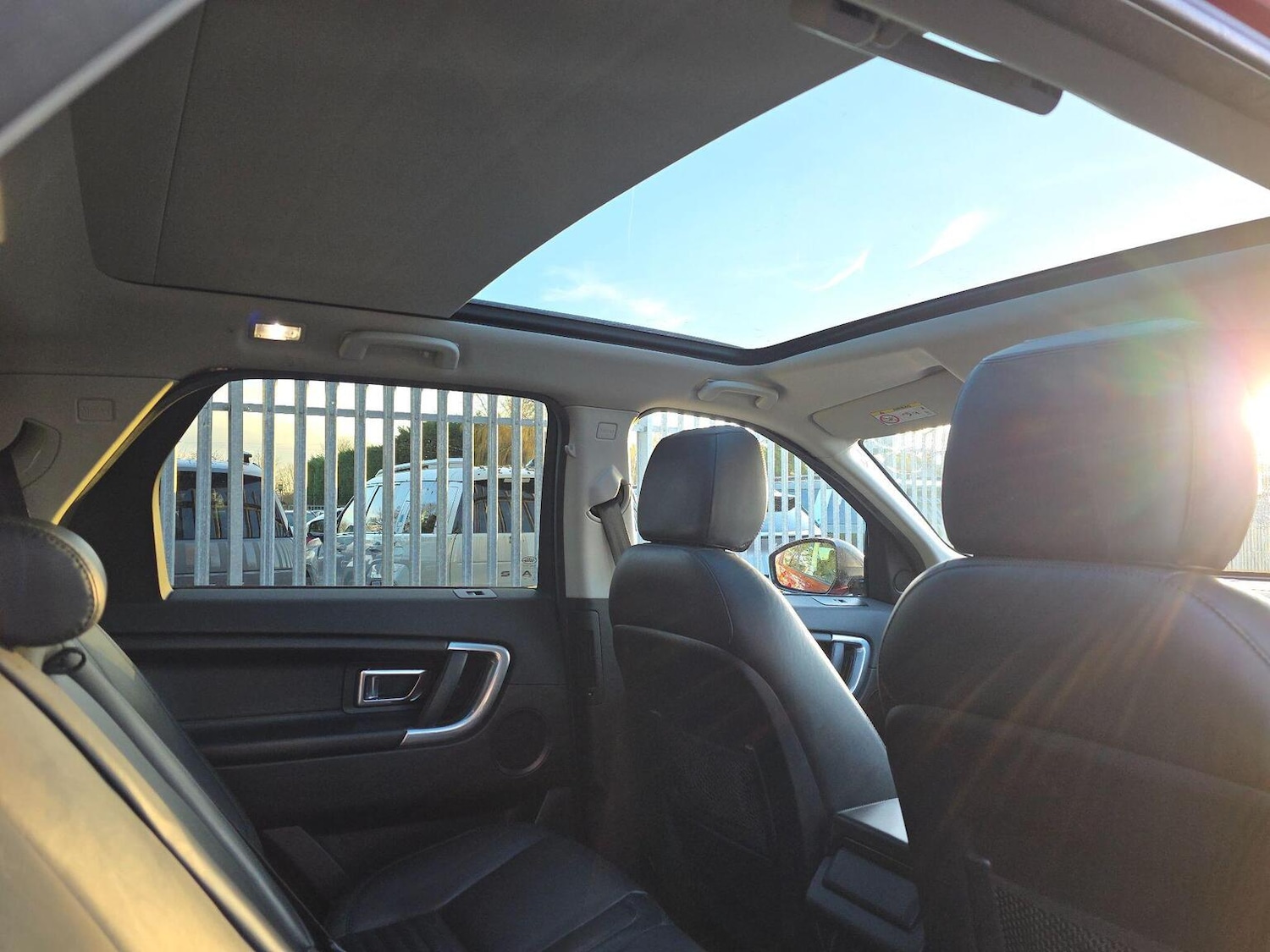 Used Land Rover Discovery Sport 2015 for sale - 77233806: Photo 17