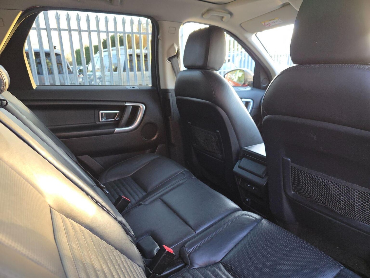 Used Land Rover Discovery Sport 2015 for sale - 77233806: Photo 18