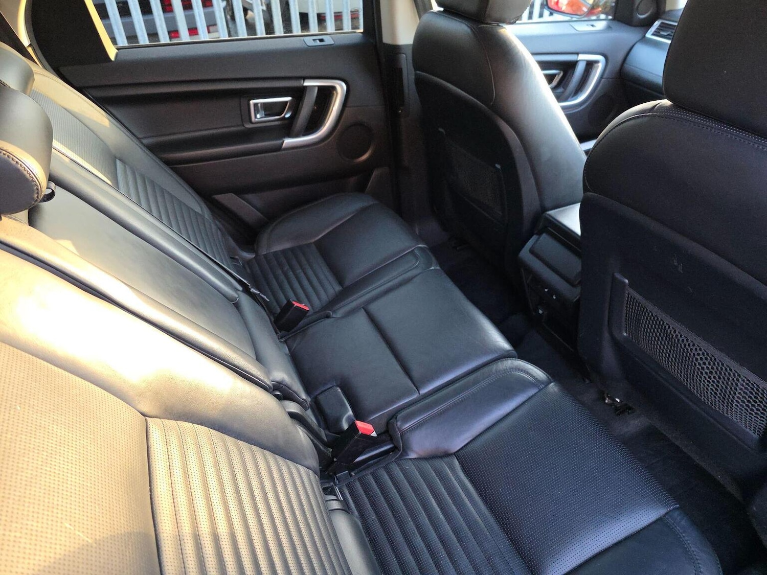 Used Land Rover Discovery Sport 2015 for sale - 77233806: Photo 19