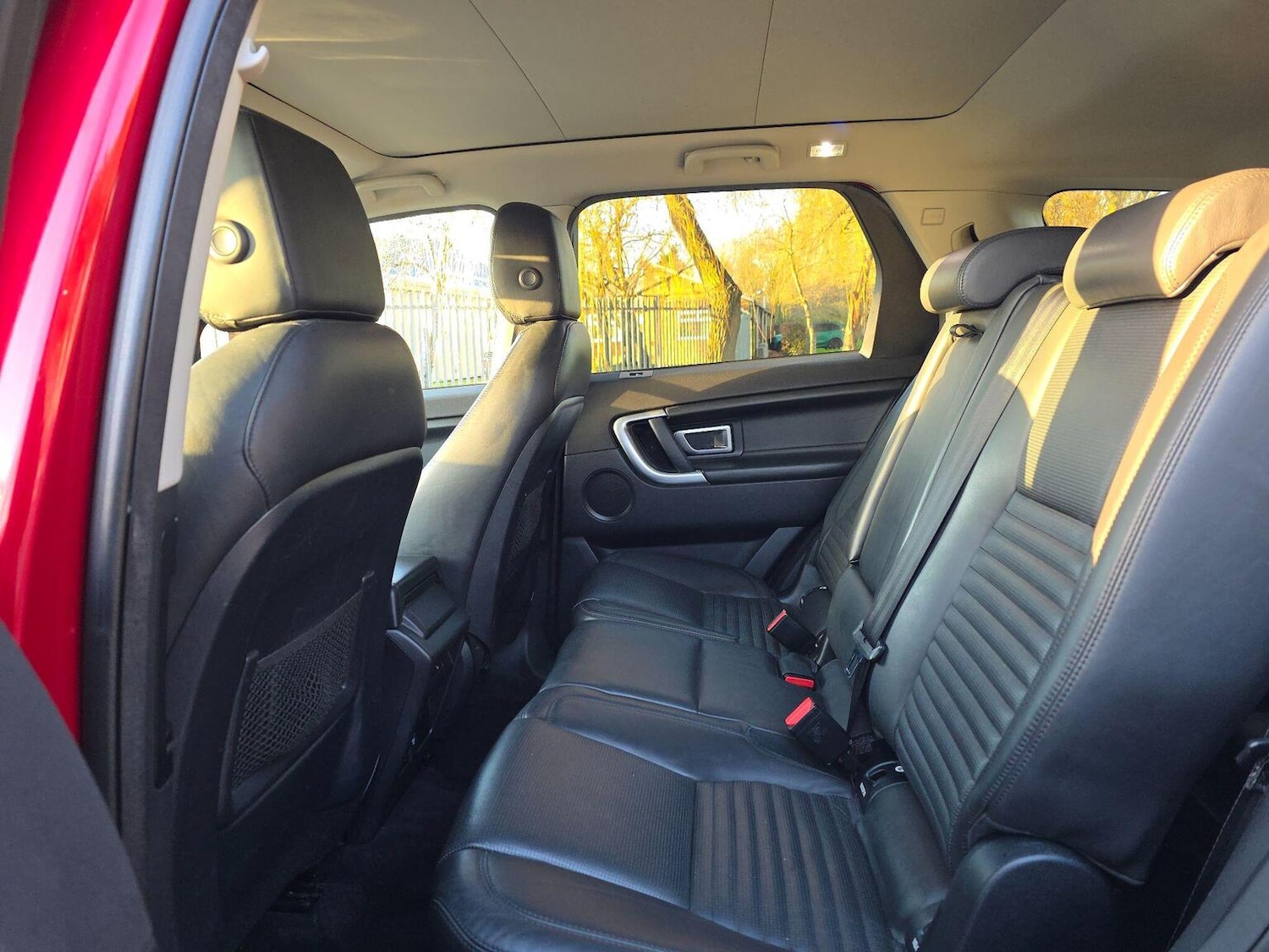 Used Land Rover Discovery Sport 2015 for sale - 77233806: Photo 22