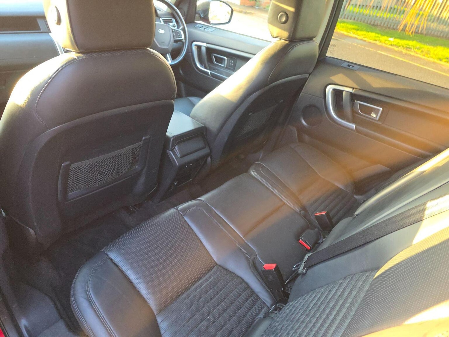 Used Land Rover Discovery Sport 2015 for sale - 77233806: Photo 23