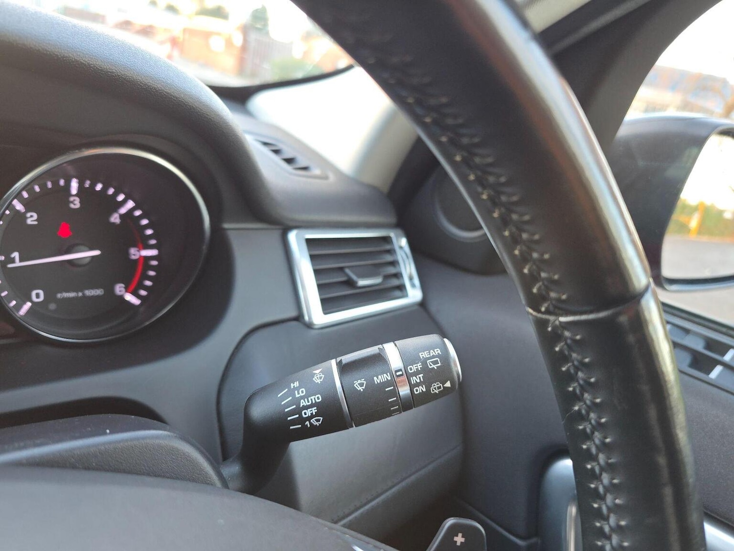 Used Land Rover Discovery Sport 2015 for sale - 77233806: Photo 27