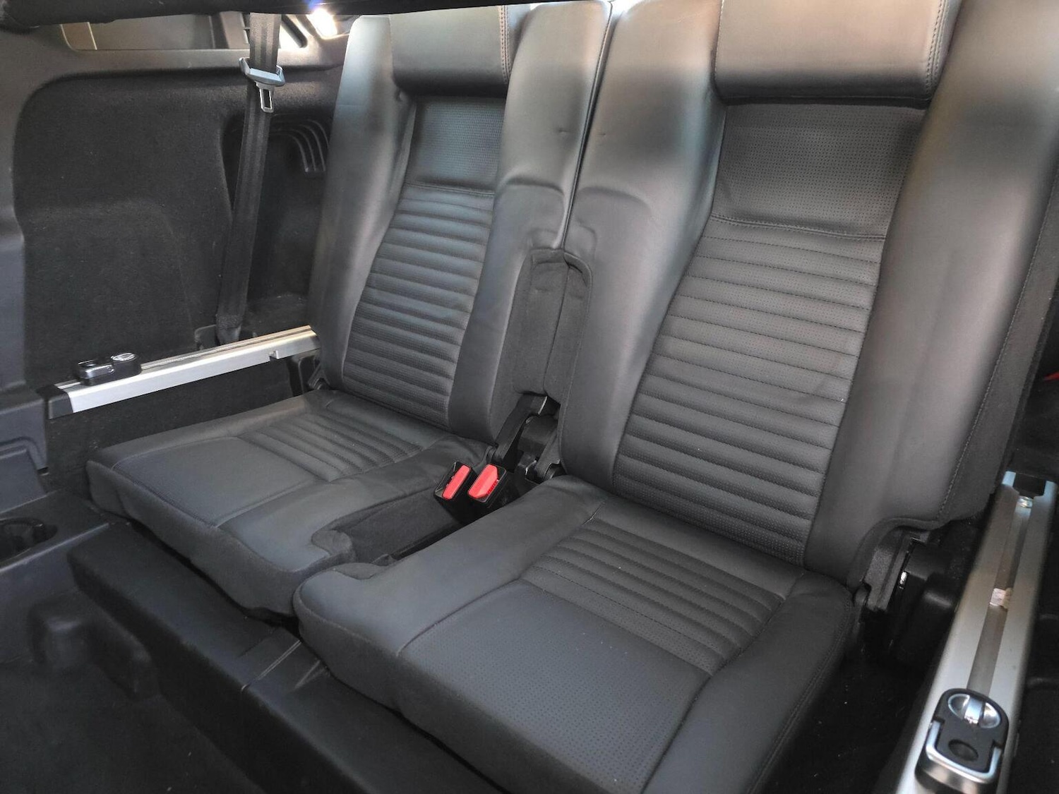 Used Land Rover Discovery Sport 2015 for sale - 77233806: Photo 3