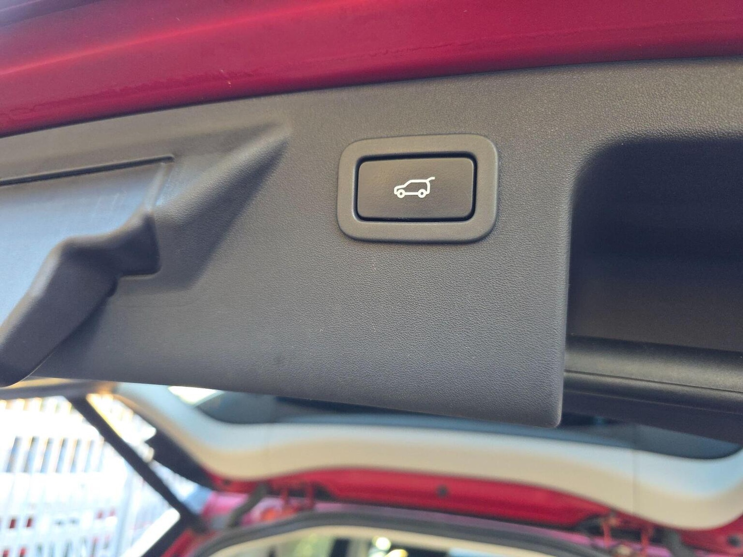 Used Land Rover Discovery Sport 2015 for sale - 77233806: Photo 40