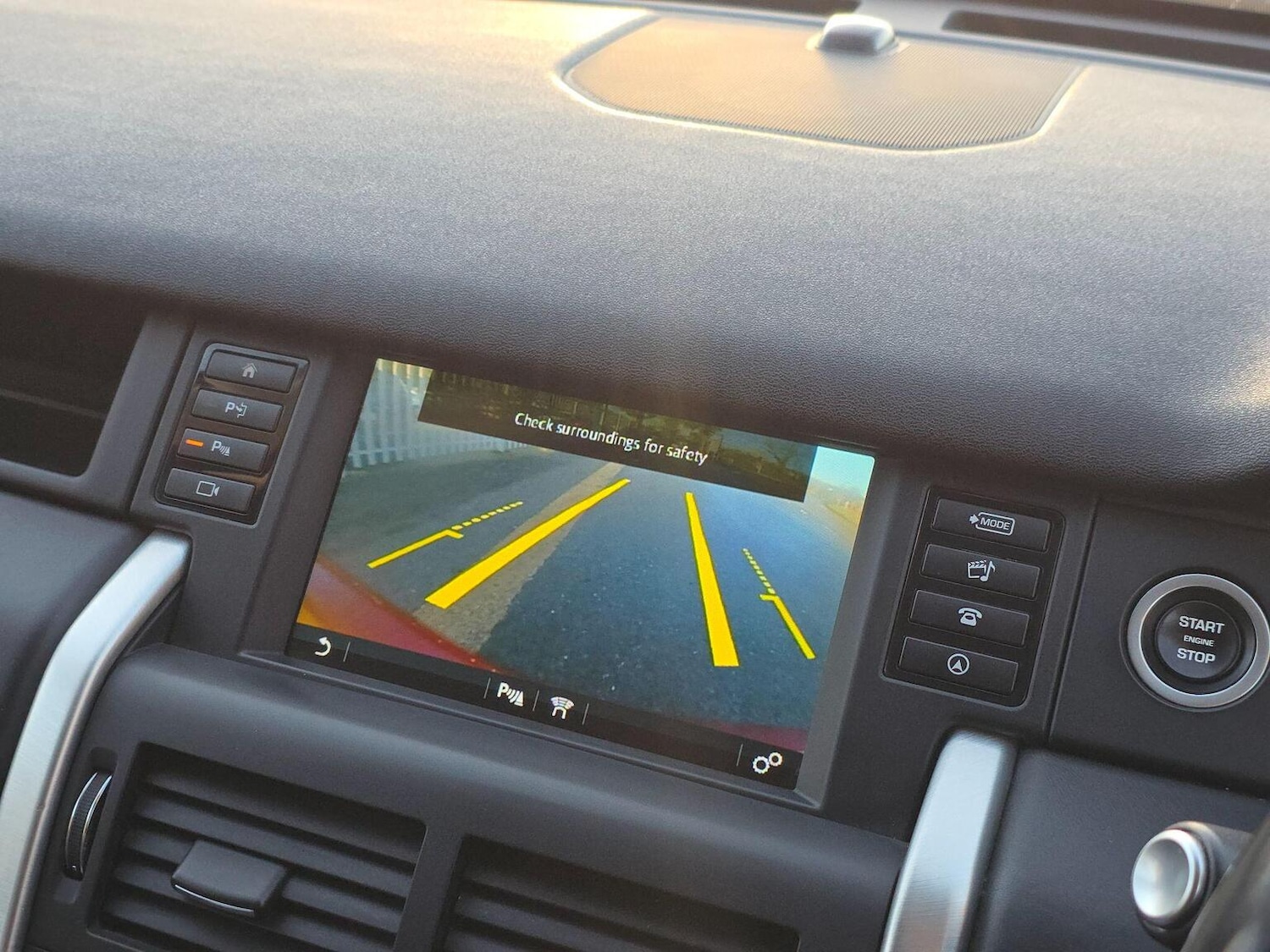 Used Land Rover Discovery Sport 2015 for sale - 77233806: Photo 49