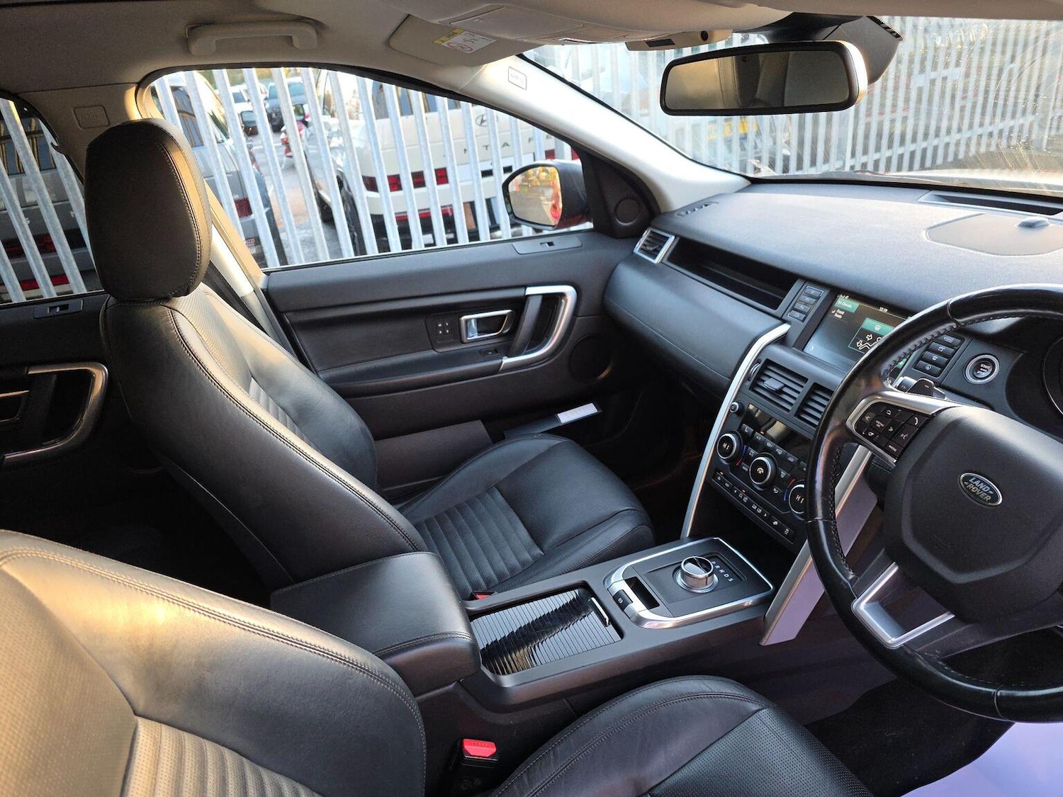 Used Land Rover Discovery Sport 2015 for sale - 77233806: Photo 60