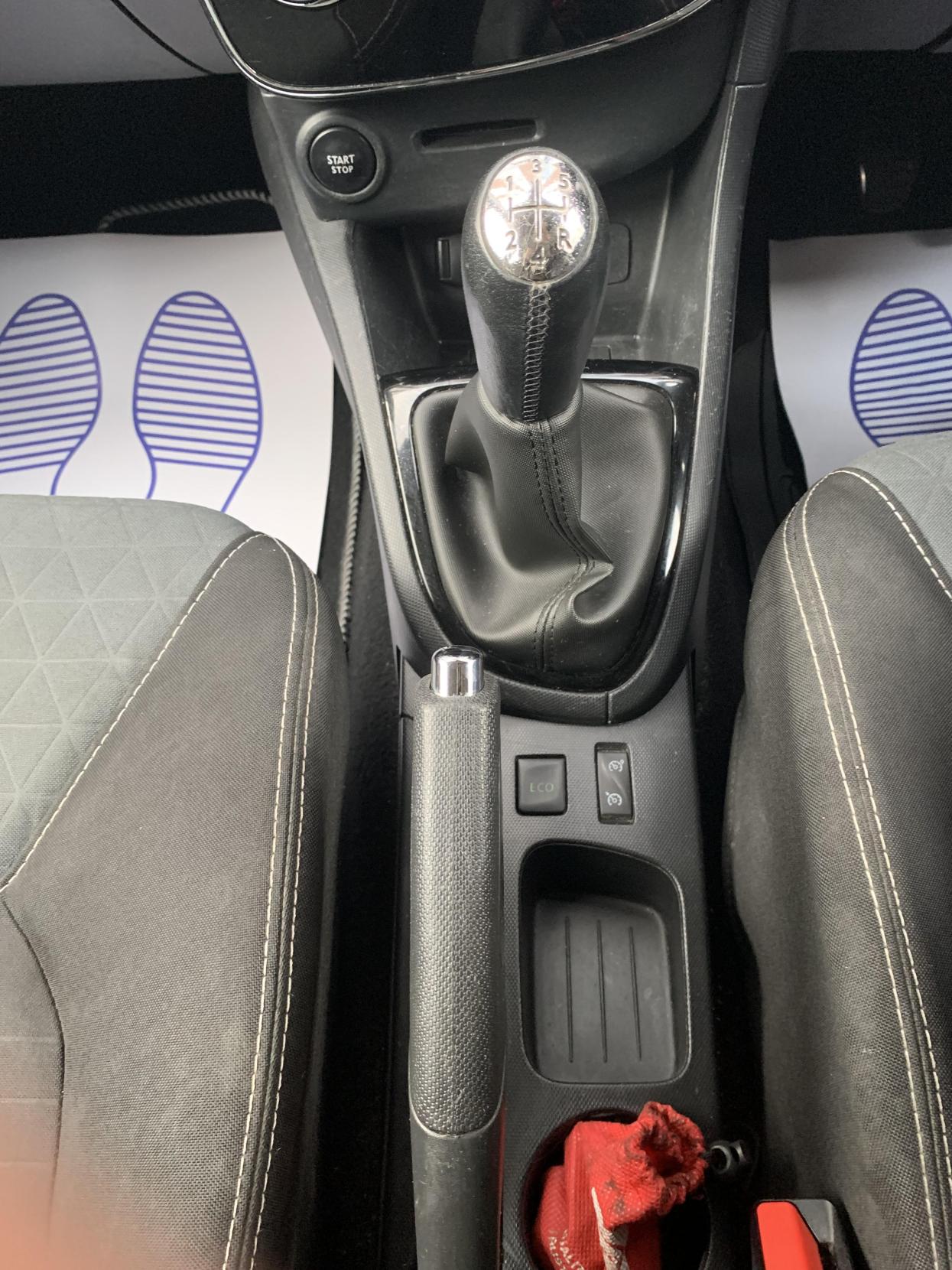 Used Renault Clio 2014 for sale - 77059198: Photo 21