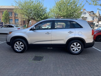 Used Kia Sorento 2010 for sale - 79369037: Photo