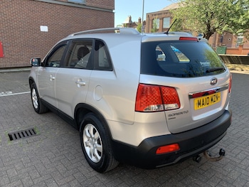 Used Kia Sorento 2010 for sale - 79369037: Photo