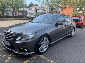 Used Mercedes-Benz E Class 2011 for sale - 79274988: Photo