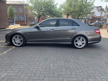 Used Mercedes-Benz E Class 2011 for sale - 79274988: Photo