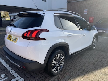 Used Peugeot 2008 2018 for sale - 76984198: Photo