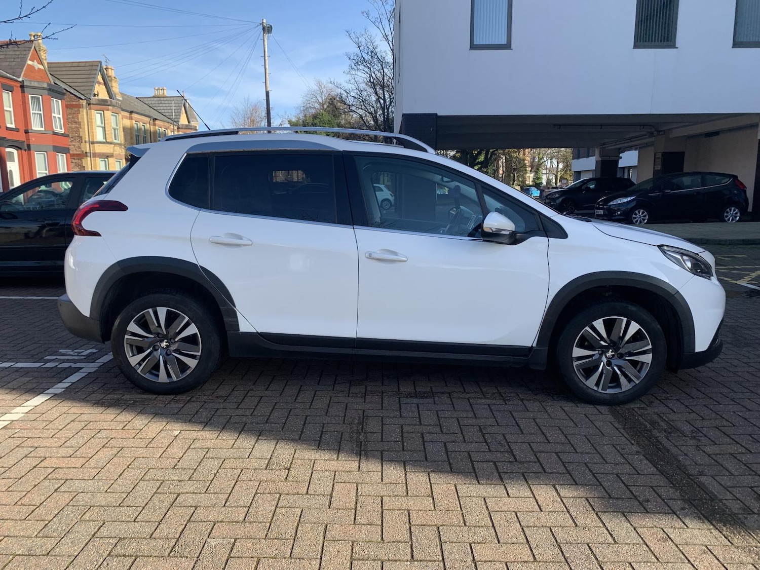 Used Peugeot 2008 2018 for sale - 76984198: Photo 5