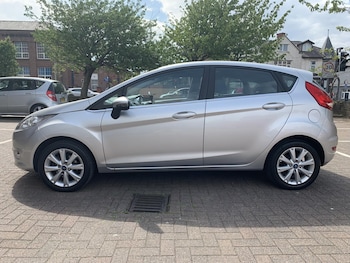 Used Ford Fiesta 2009 for sale - 76984200: Photo