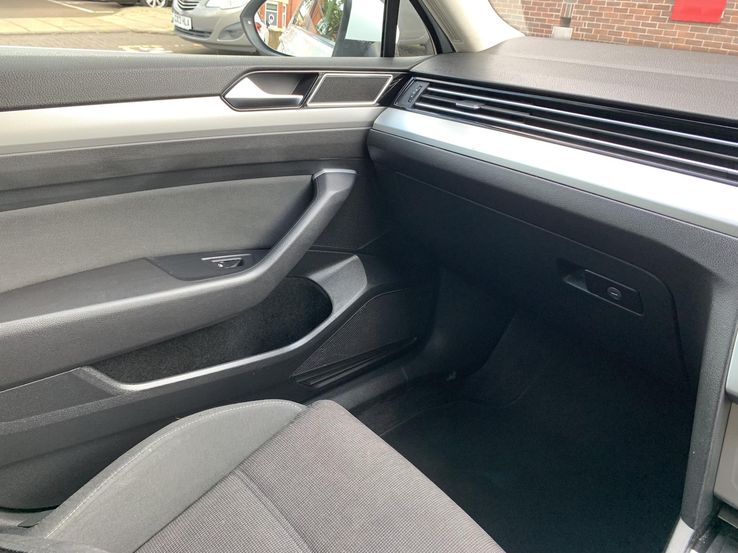 Used Volkswagen Passat 2015 for sale - 76984202: Photo 17