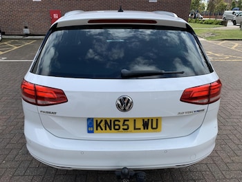 Used Volkswagen Passat 2015 for sale - 76984202: Photo