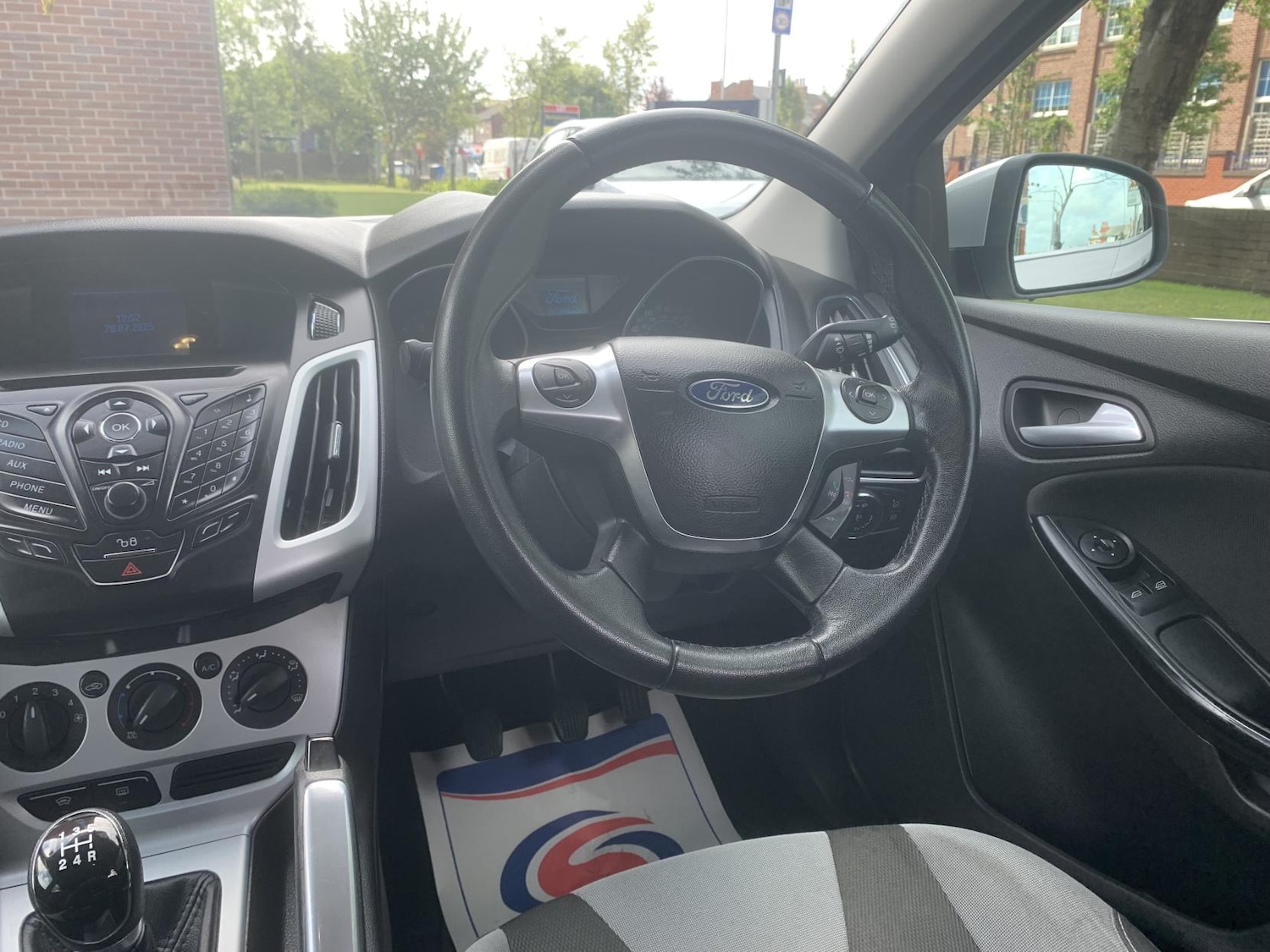 Used Ford Focus 2011 for sale - 76984194: Photo 11