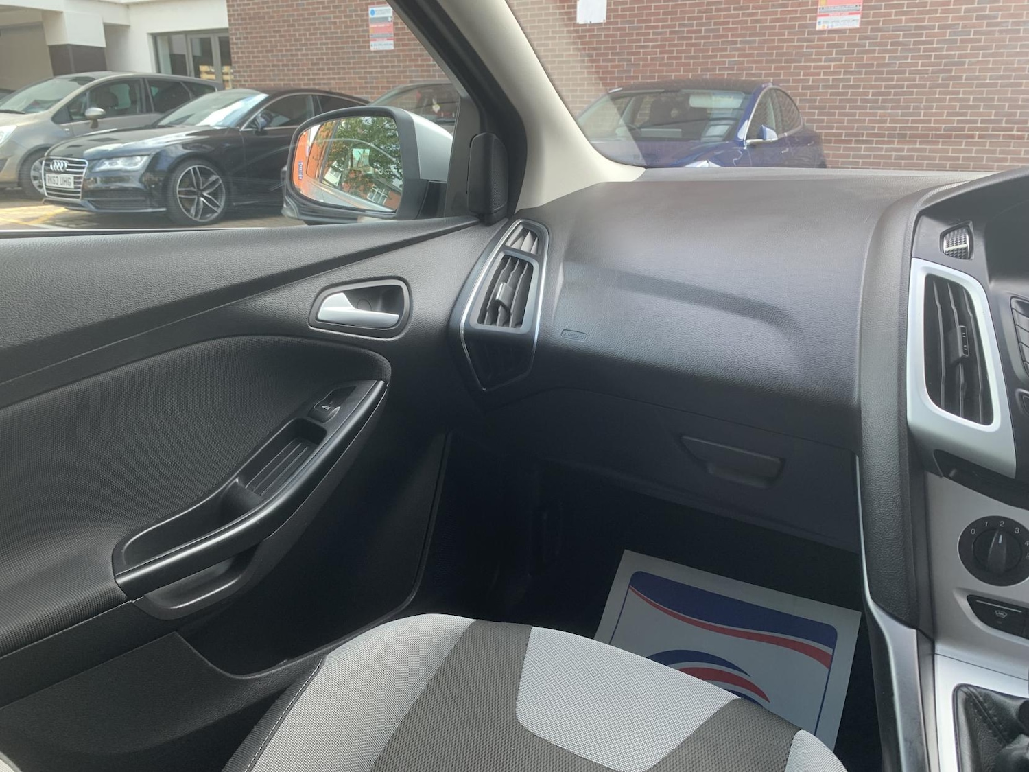 Used Ford Focus 2011 for sale - 76984194: Photo 13