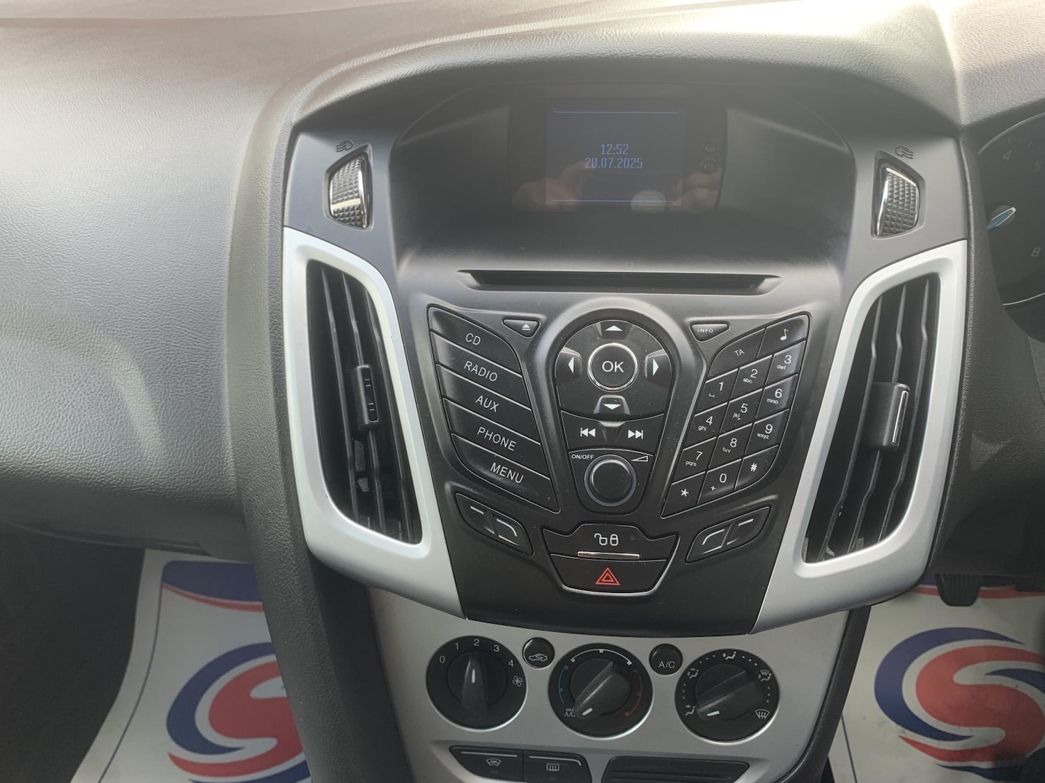 Used Ford Focus 2011 for sale - 76984194: Photo 15