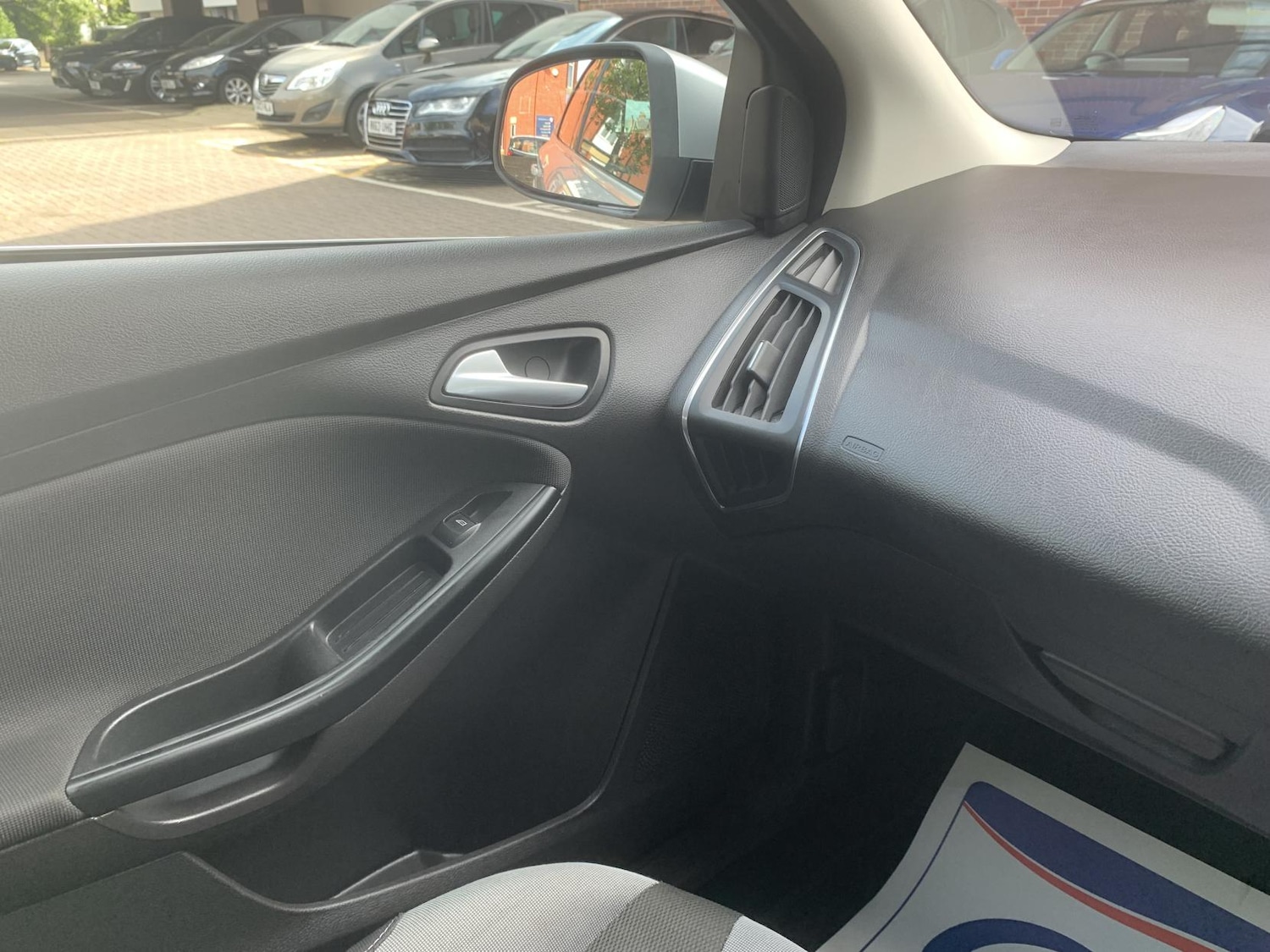 Used Ford Focus 2011 for sale - 76984194: Photo 17