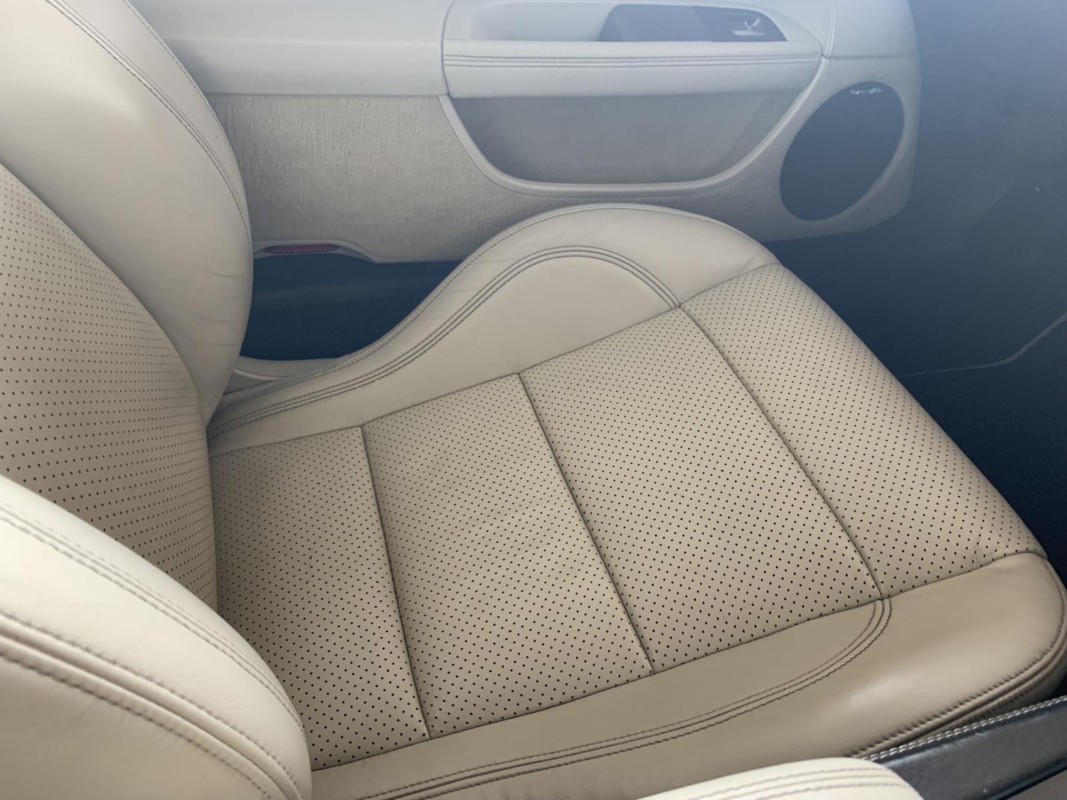 Used Jaguar XK 2010 for sale - 76984204: Photo 15