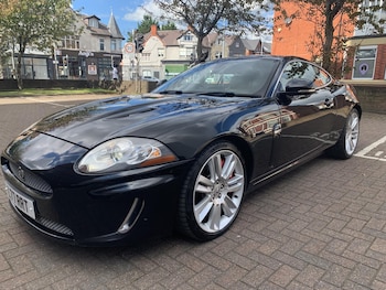 Used Jaguar XKR 2010 for sale - 76984204: Photo