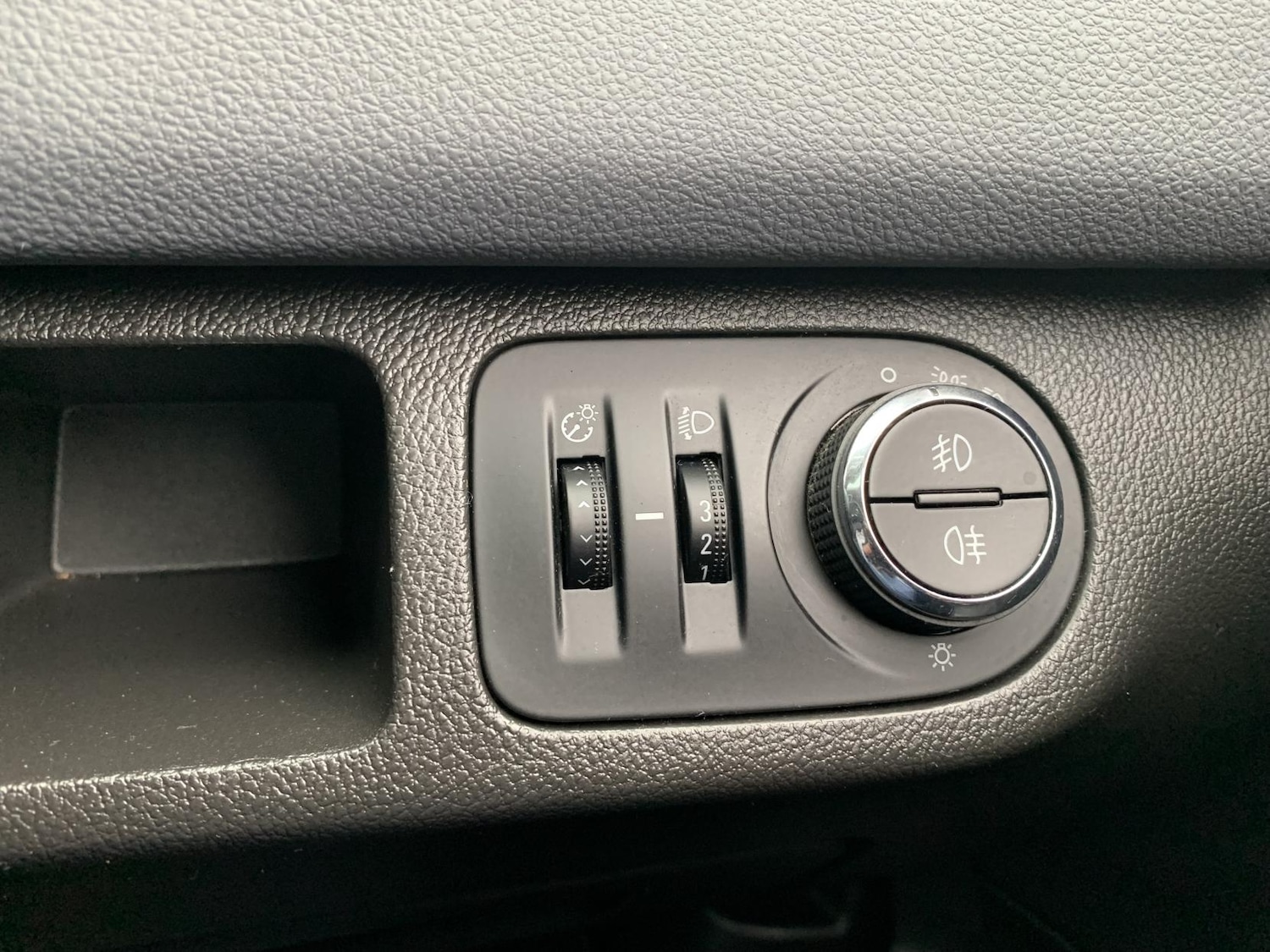 Used Vauxhall Meriva 2013 for sale - 76984195: Photo 19