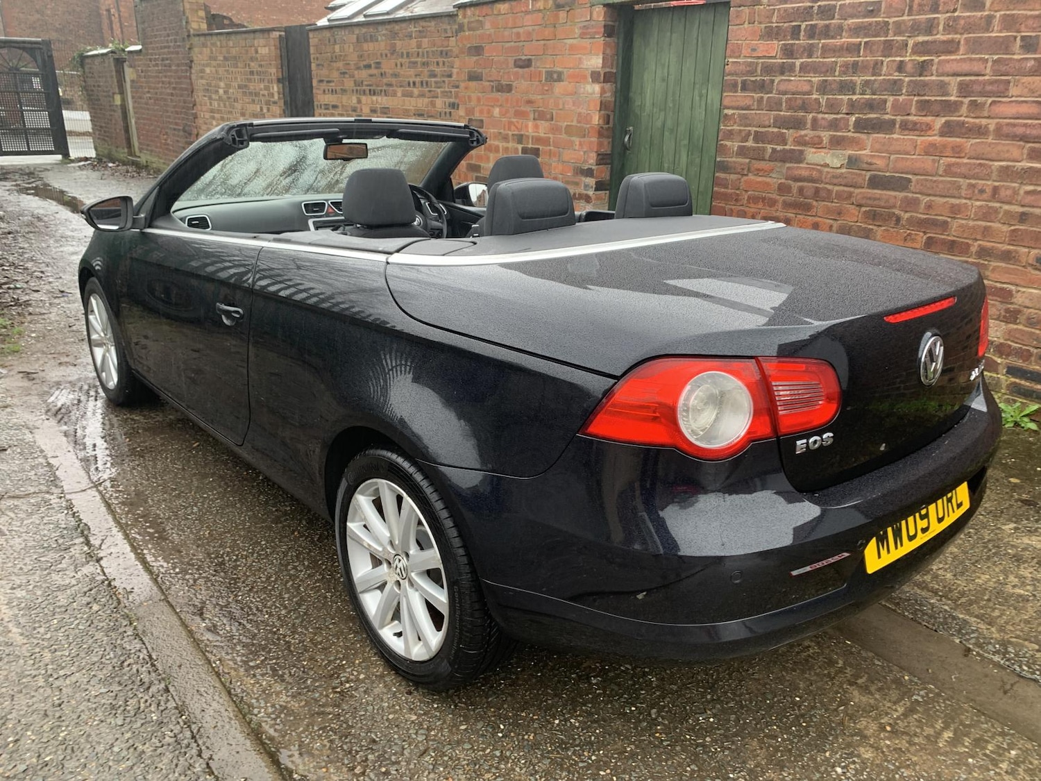 Used Volkswagen EOS 2009 for sale - 77525784: Photo 3