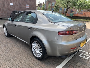 Used Alfa Romeo 159 2009 for sale - 76984196: Photo