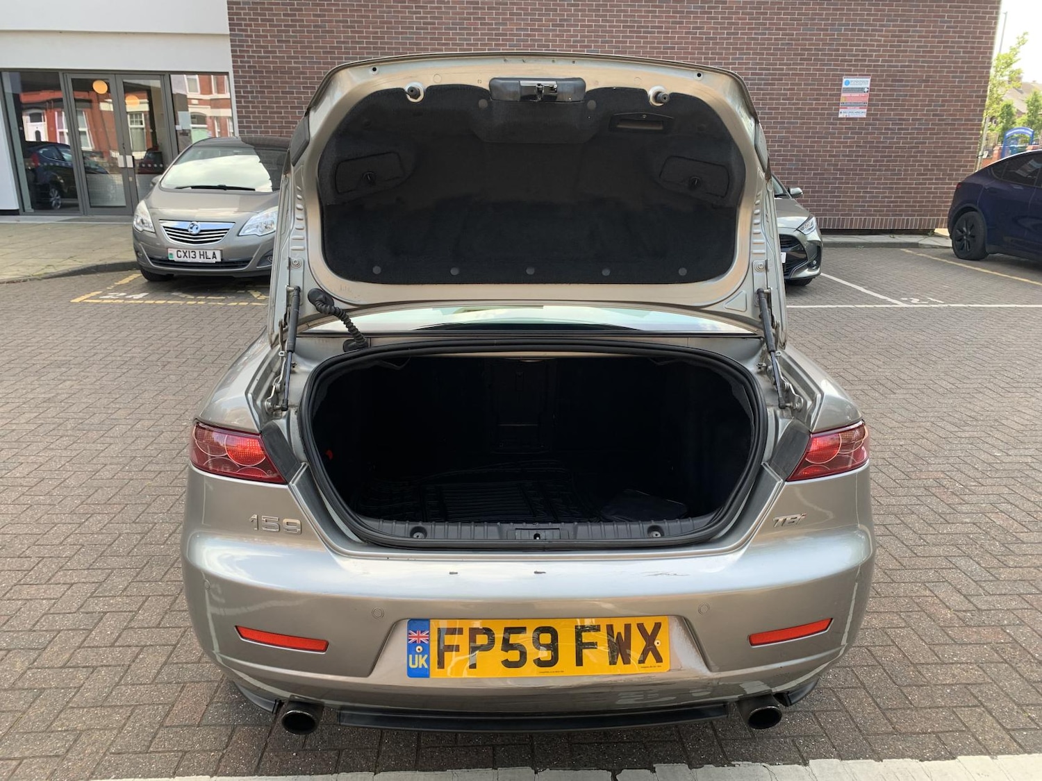 Used Alfa Romeo 159 2009 for sale - 76984196: Photo 5