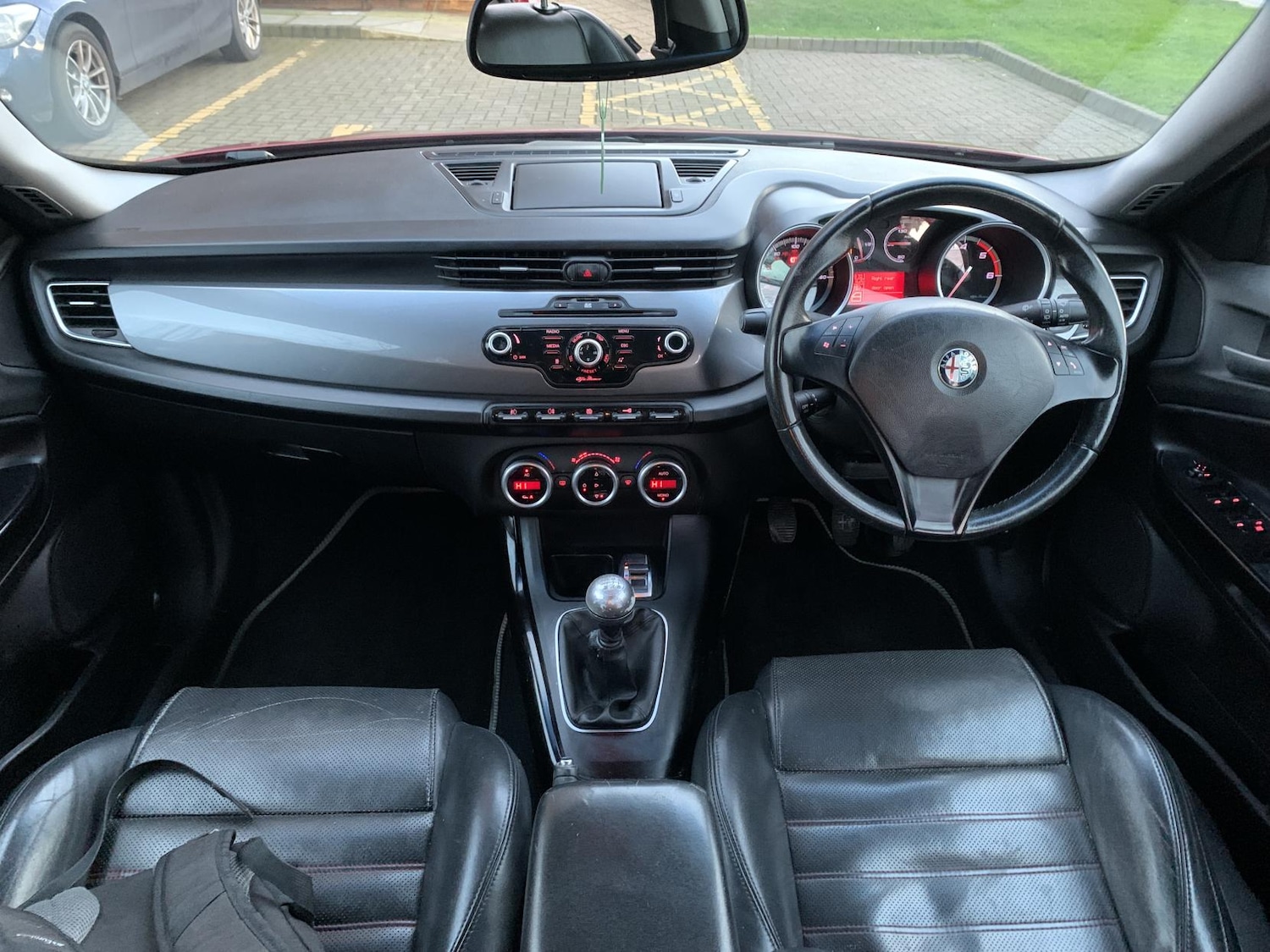 Used Alfa Romeo Giulietta 2011 for sale - 77039658: Photo 14