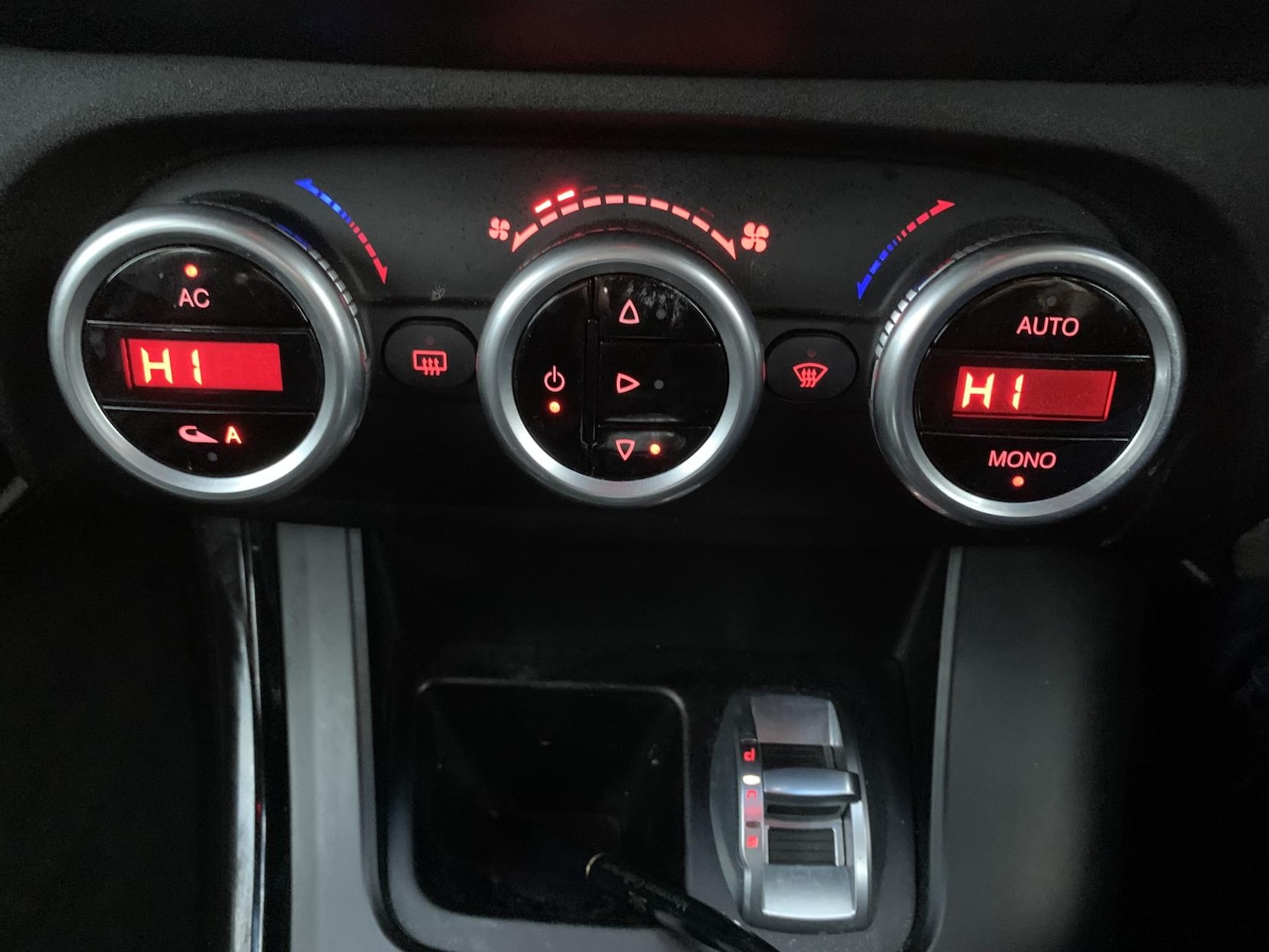 Used Alfa Romeo Giulietta 2011 for sale - 77039658: Photo 18