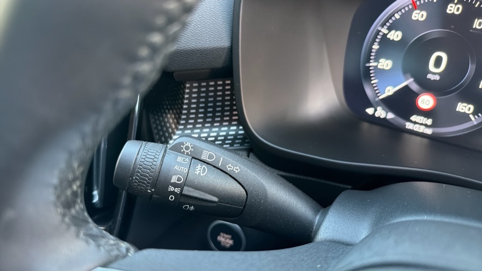 Used Volvo XC40 2022 for sale - 76908552: Photo 19