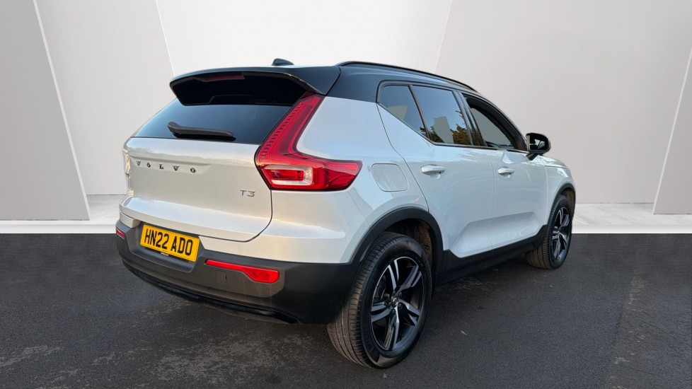 Used Volvo XC40 2022 for sale - 76908552: Photo 2